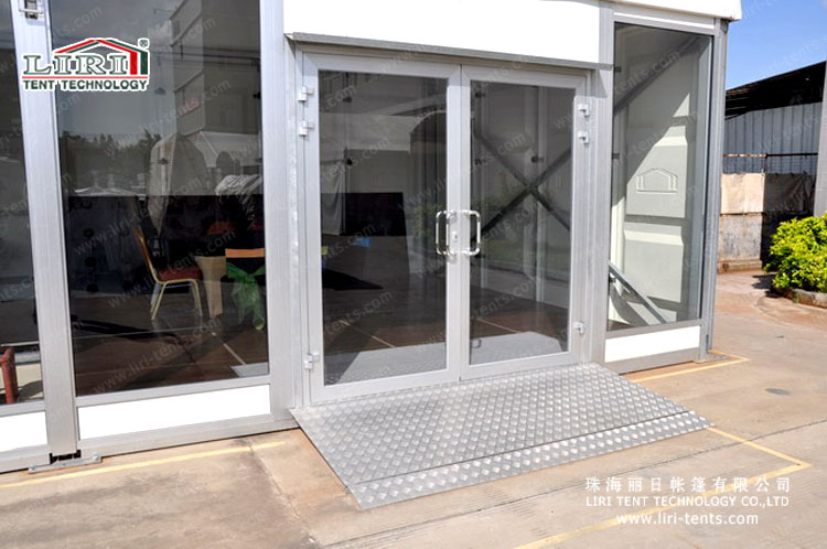 Selecting event accessories