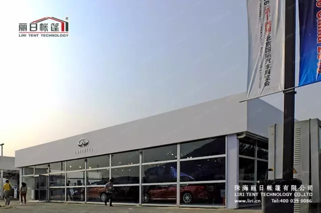 outdoor autocar show