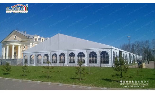 tent on the grassland