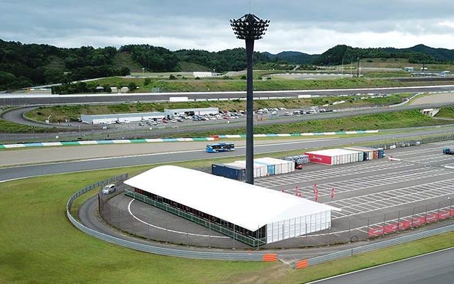 Event Tents of LIRI TENT for Ferrari Challenge Racing Video
