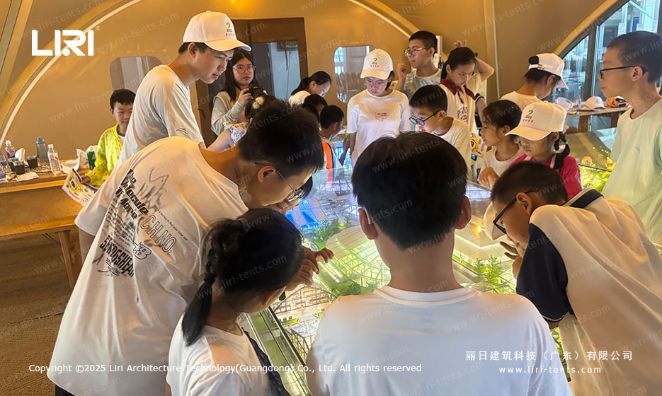 Study children visited LIRI showrooms (1)