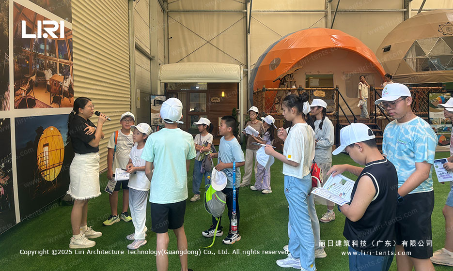 Study children visited LIRI showrooms (5)