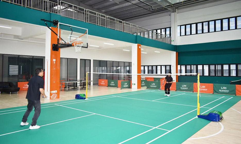 Liri Creates an Indoor Sports Space of Over 1,000㎡ for Employees (2) Liri Creates an Indoor Sports Space of Over 1,000㎡ for Employees (2)